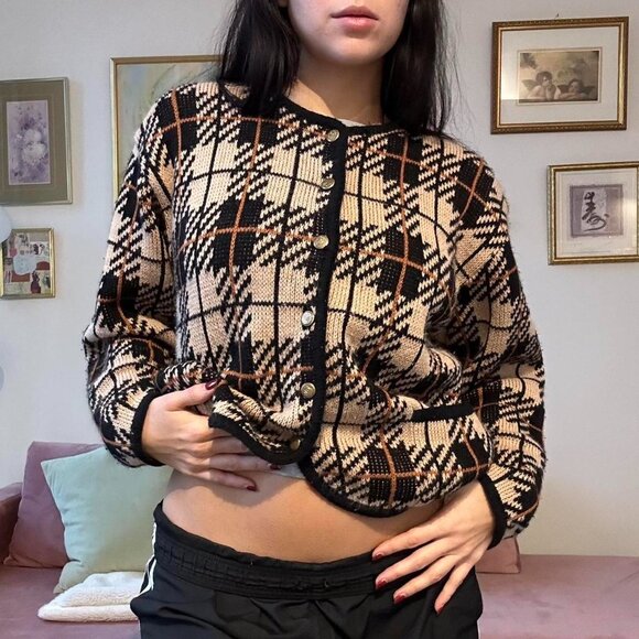 Vintage Plaid Knit Cardigan - Picture 3 of 4